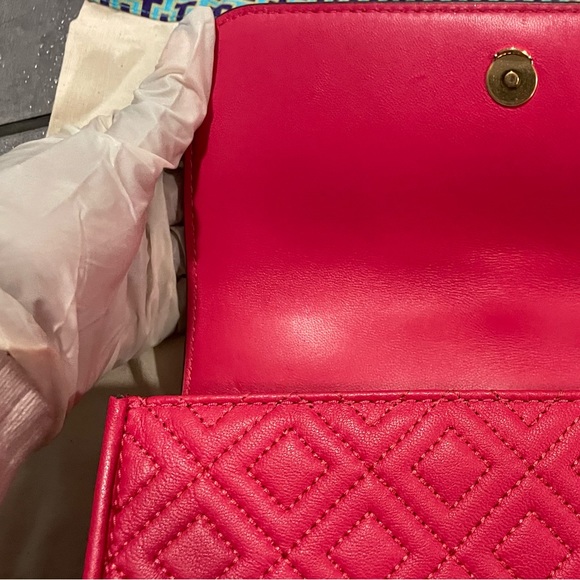 EUC Tory Burch Fleming Bag - Picture 2 of 14
